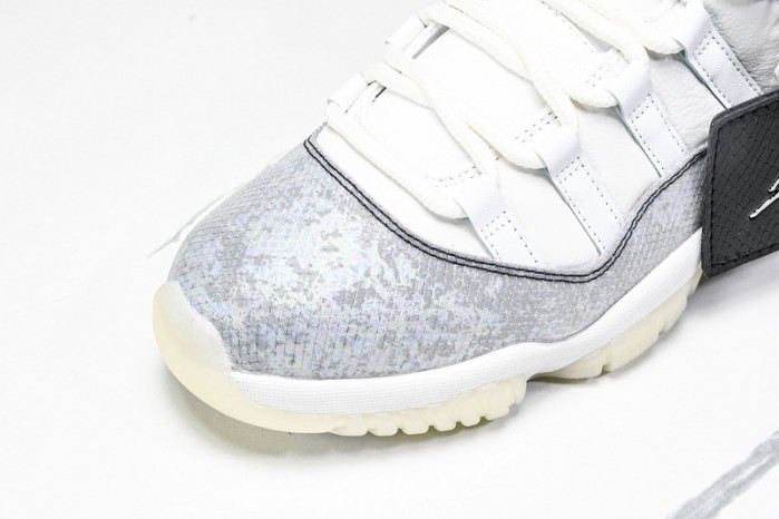 Air Jordan 11 Low CNY “Year of the Snake” HQ7000-001