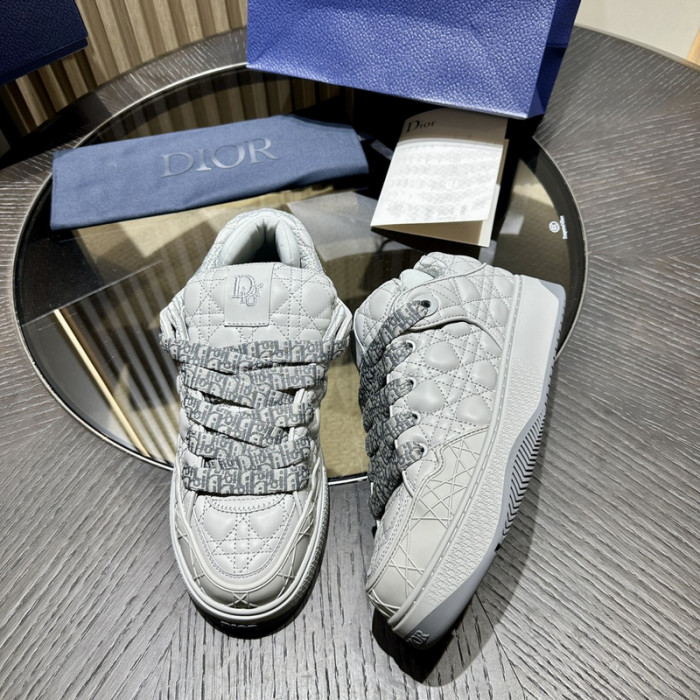 D1R* B9S COPSHOE DR-330