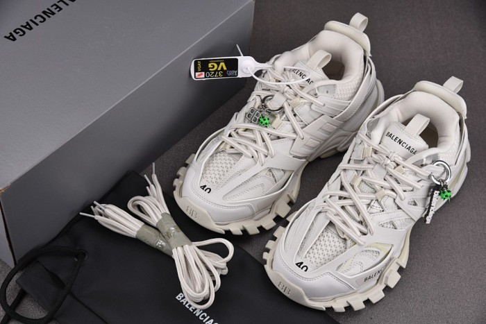 BL TRACK -COPSHOE BL -Track 10
