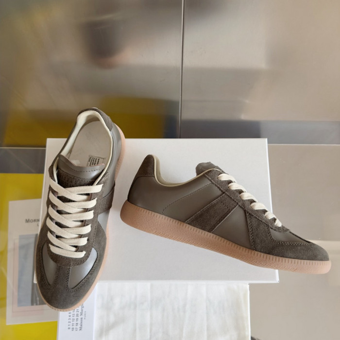 MM COPSHOE -MM18