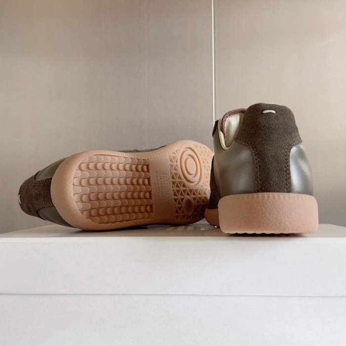 MM COPSHOE -MM18