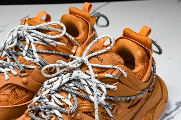 BL TRACK -COPSHOE BL -Track 02