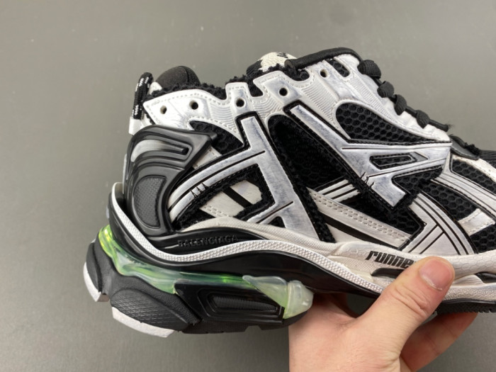 BL RUNNER LED -COPSHOE BL -run18