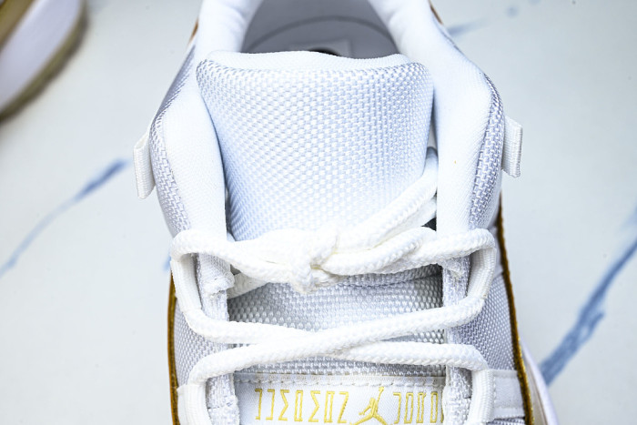 Jordan 11 Retro Low Mother