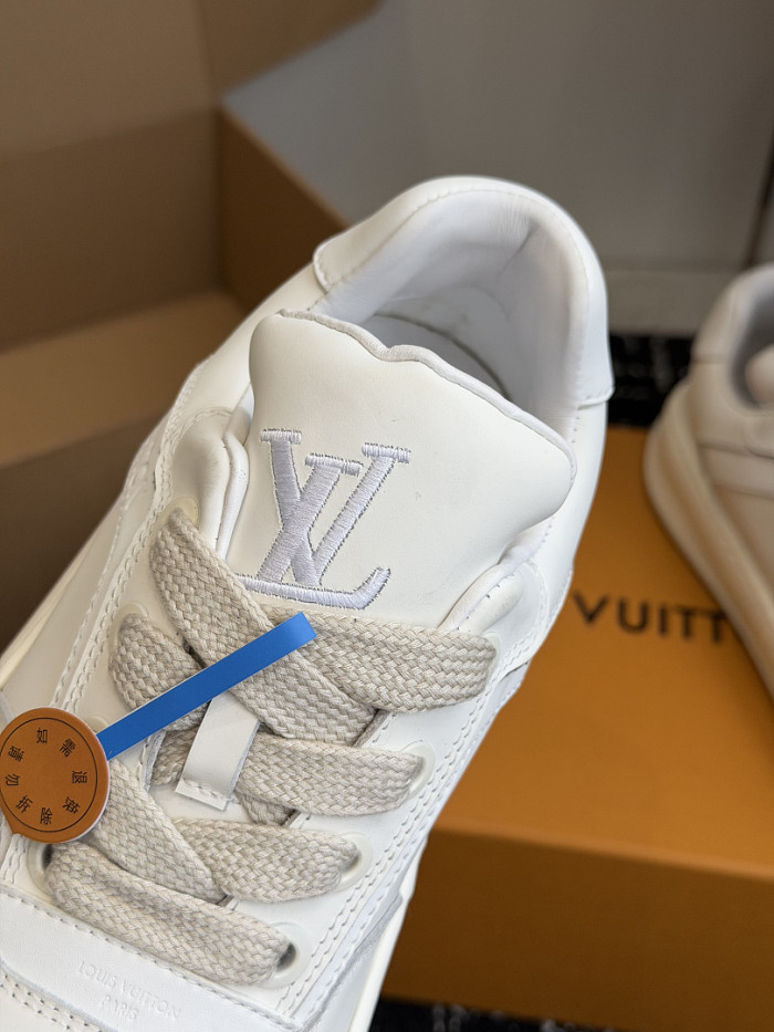 LVT Tilted Sneaker COPSHOE L&V-TI14