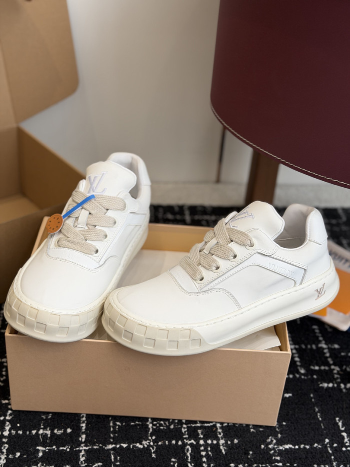 LVT Tilted Sneaker COPSHOE L&V-TI14