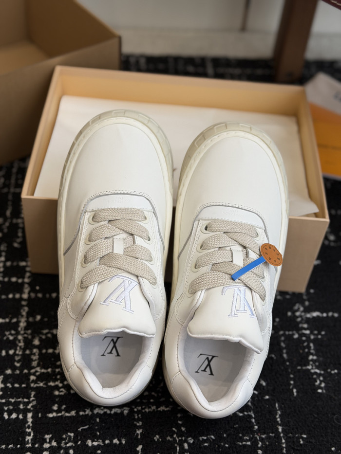 LVT Tilted Sneaker COPSHOE L&V-TI14