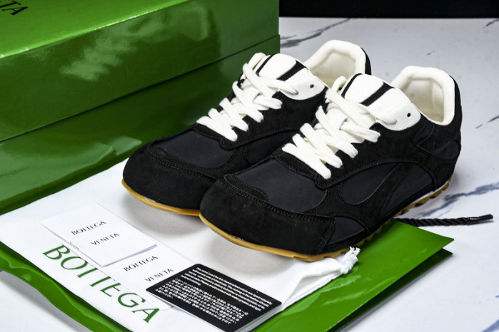 bo*te*ga Ve*ne*ta sneaker copshpe bv-70