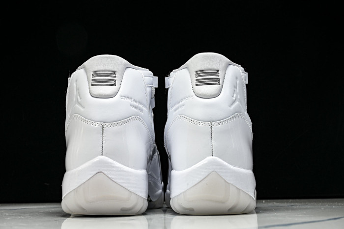 Comme des GarçOns x Air Jordan 11 Retro 