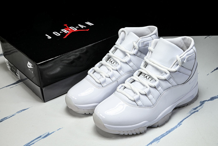 Comme des GarçOns x Air Jordan 11 Retro 