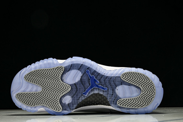 Air Jordan 11 CT8012-730