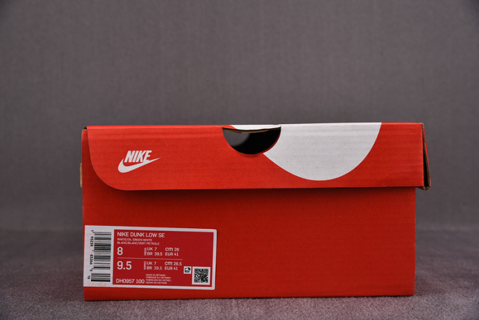 nike dunk low sail multi camo dh0957-100