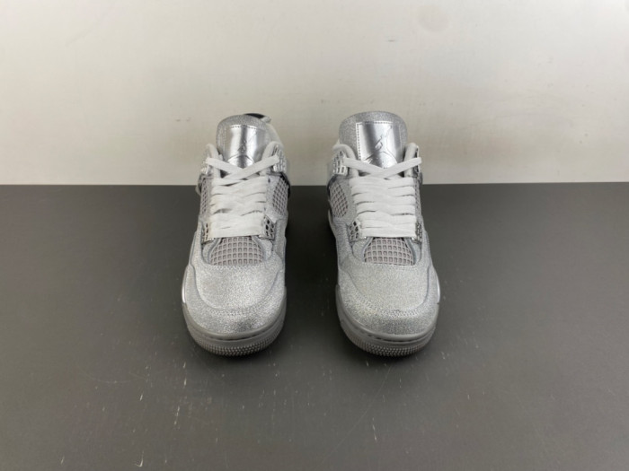 Air Jordan 4 “Glitter Glove” FQ8138-092