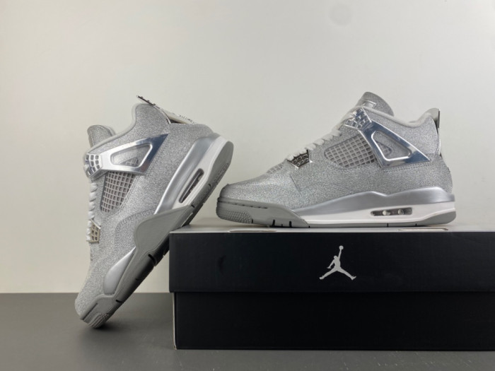 Air Jordan 4 “Glitter Glove” FQ8138-092