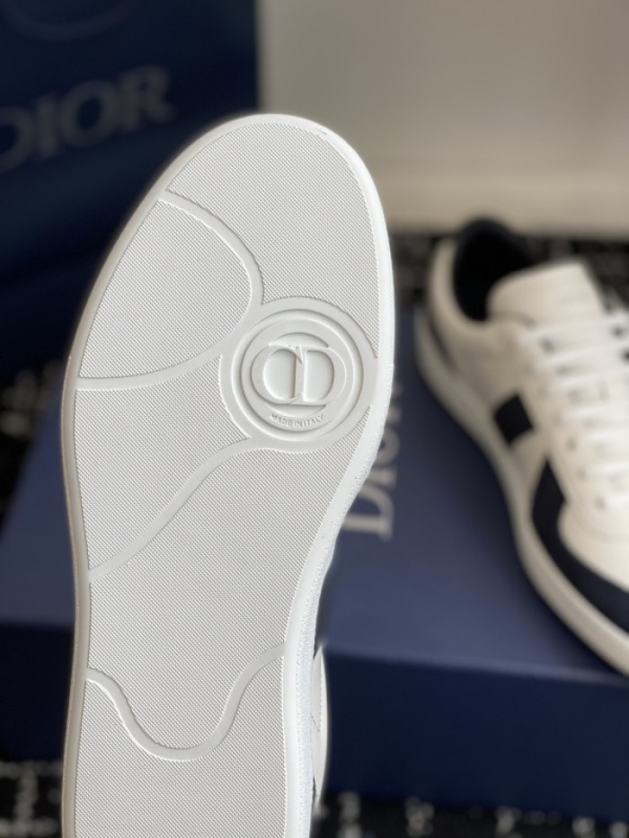 D1R* 25Pre-Fall Berlin 01 SNEAKER DR-PF02