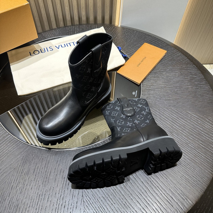 LVT BOOT COPSHOE L&V-BT19