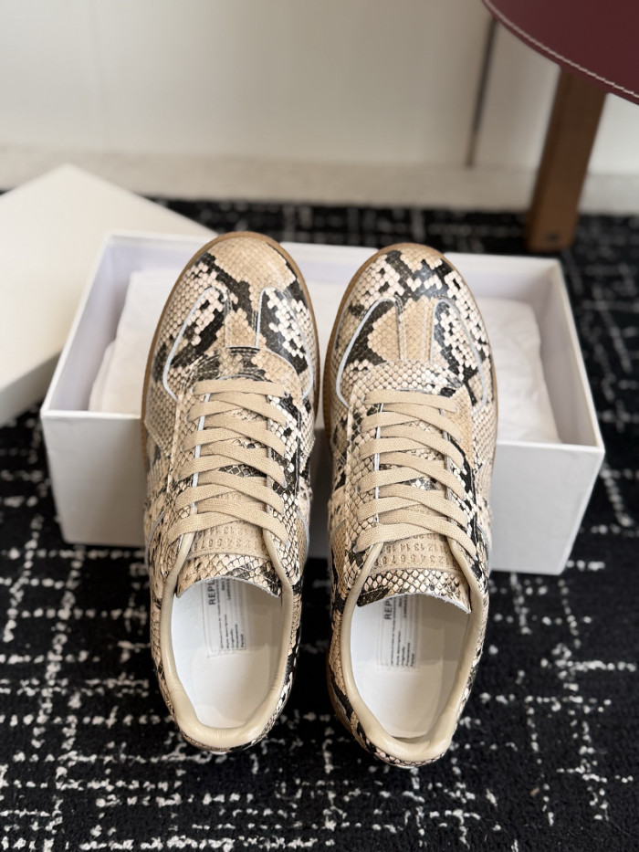 MM COPSHOE -MM228