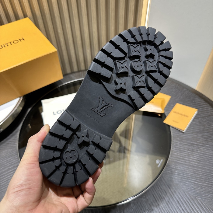 LVT BOOT COPSHOE L&V-BT20
