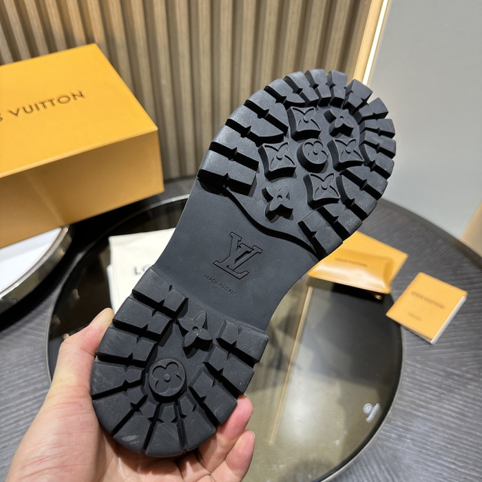 LVT BOOT COPSHOE L&V-BT22