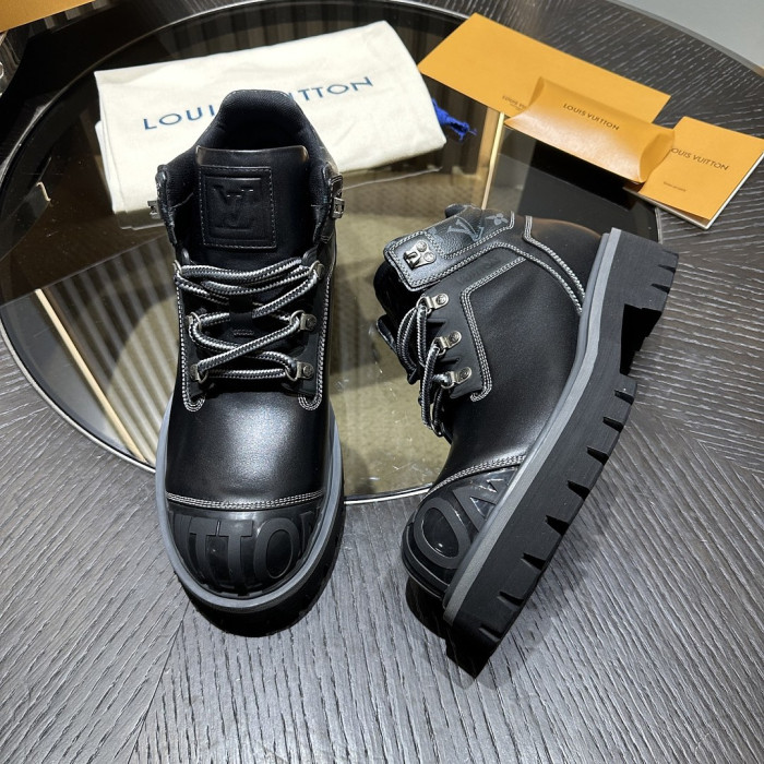 LVT BOOT COPSHOE L&V-BT23