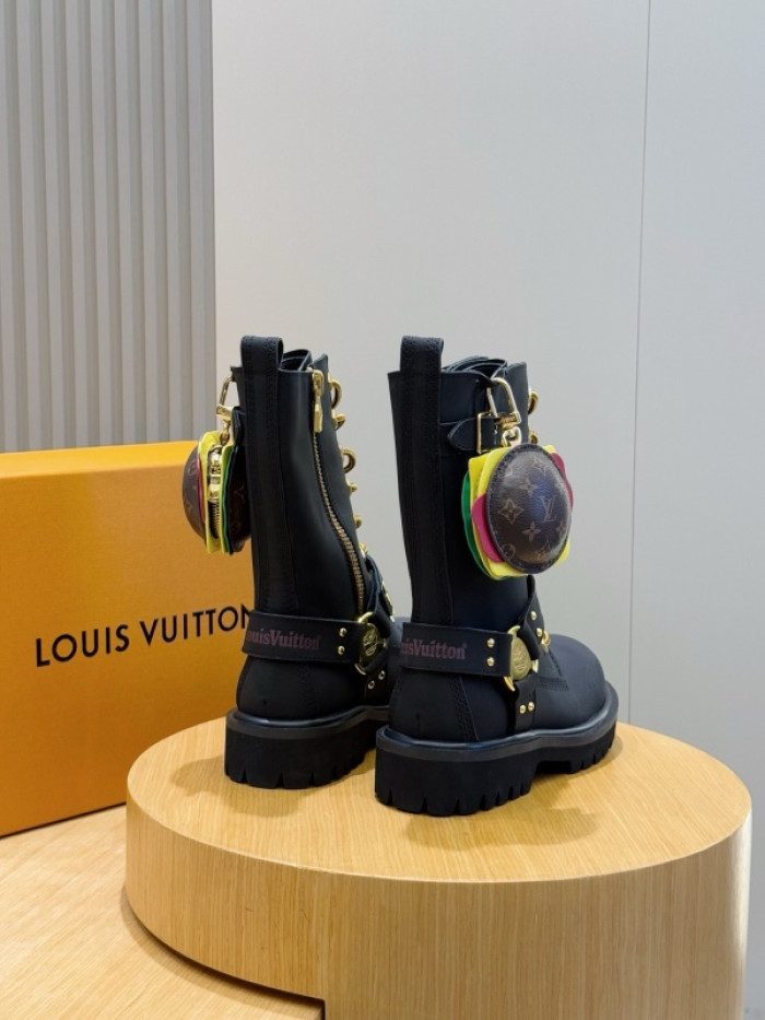 LVT BOOT COPSHOE L&V-BT09