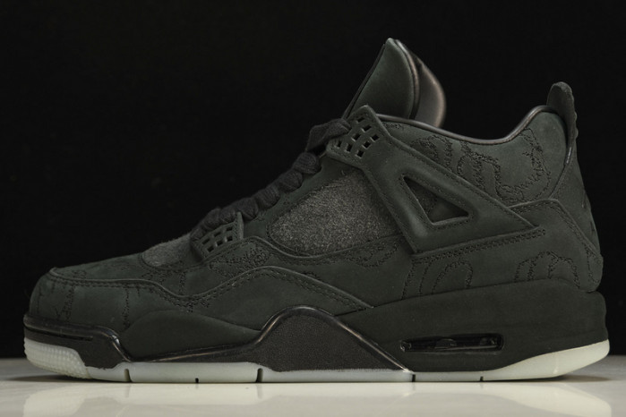nike air jordan 4 retro kaws black 930155 001