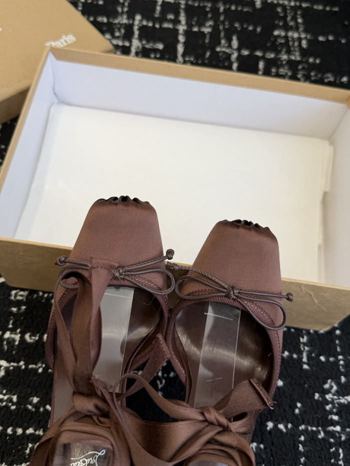 Chr1st1an LOUBOUTIN COPSHOE CL-HEEL 10