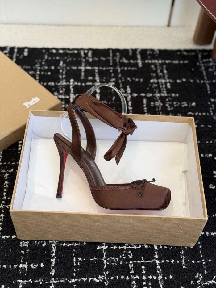 Chr1st1an LOUBOUTIN COPSHOE CL-HEEL 10