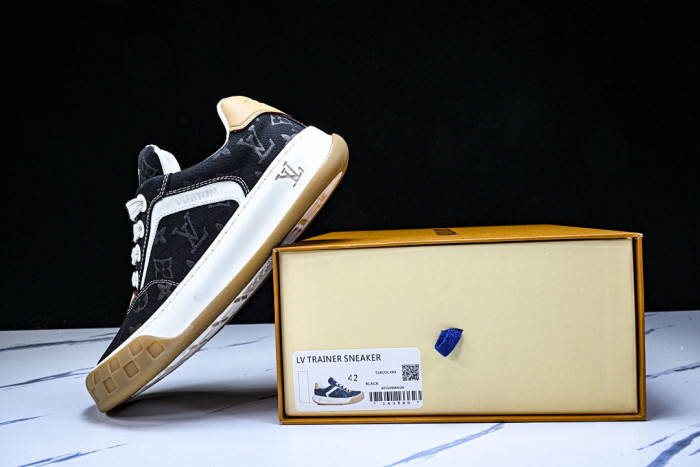 LVT Tilted Sneaker COPSHOE L&V-TI09