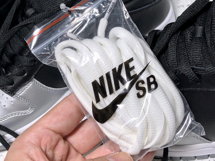 Nike SB Dunk Low s*upre*me Jewel Swoosh Silver - CK3480-001