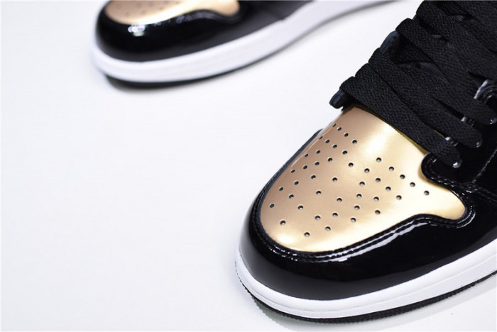 air jordan 1 metallic gold 861428-007