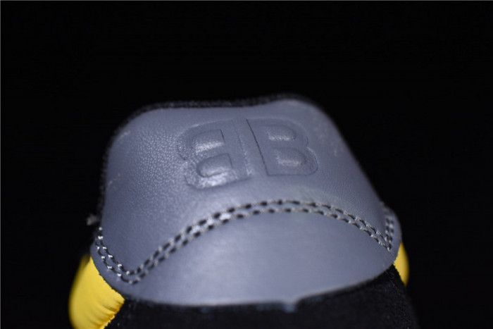 BL Triple-S Sneaker 2.0 52403 W09T 212